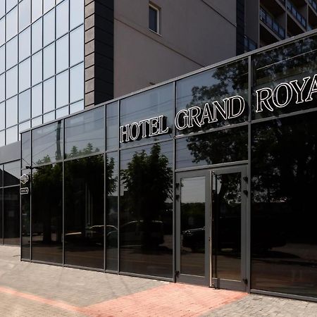 Hotel Grand Royal à TTchernivtsi Extérieur photo