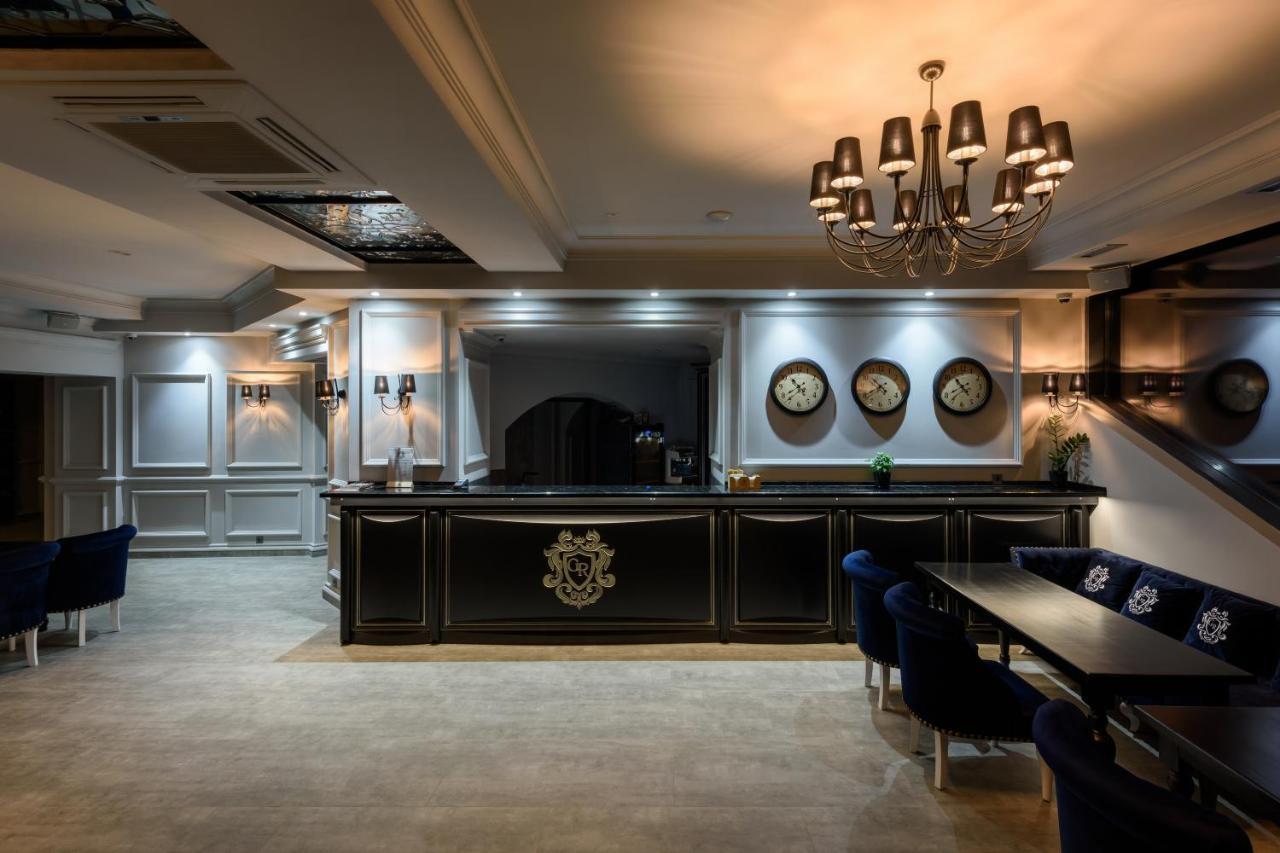 Hotel Grand Royal à TTchernivtsi Extérieur photo